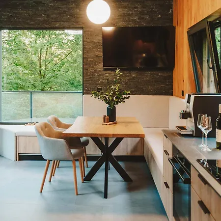 Horizont House